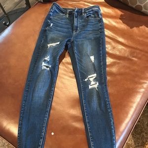 American Eagle Super Hi-Rise Jegging